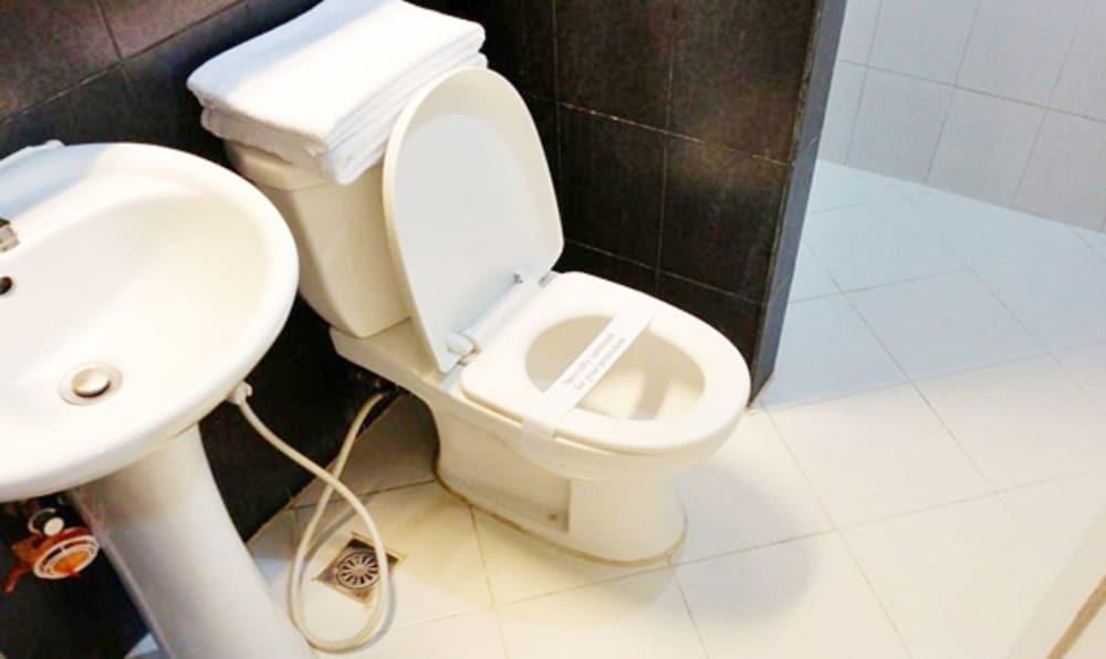 Jardin De Rosal Hotel Pasig City Ngoại thất bức ảnh