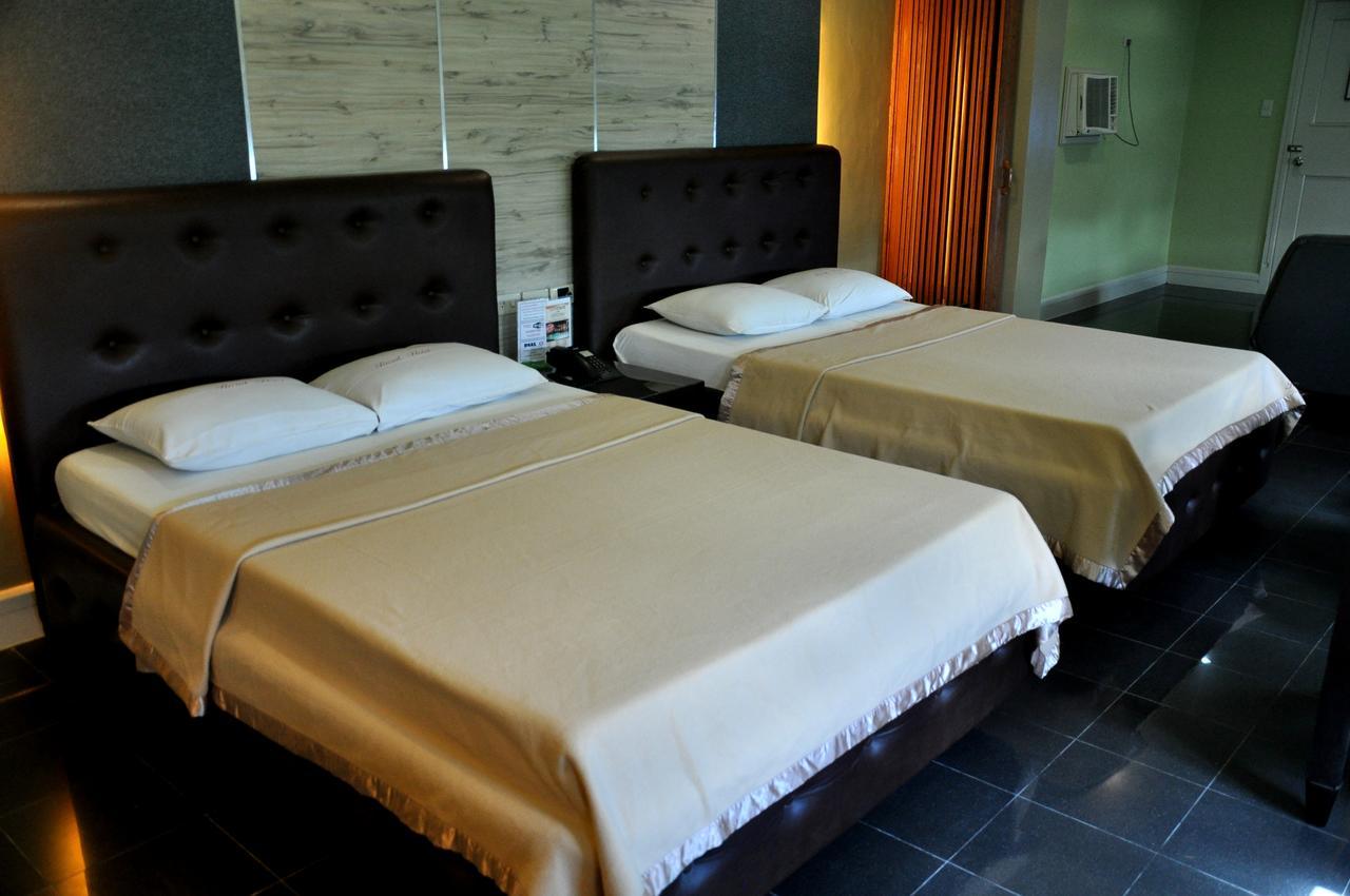 Jardin De Rosal Hotel Pasig City Ngoại thất bức ảnh