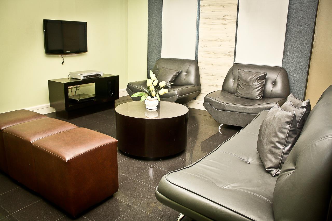 Jardin De Rosal Hotel Pasig City Ngoại thất bức ảnh
