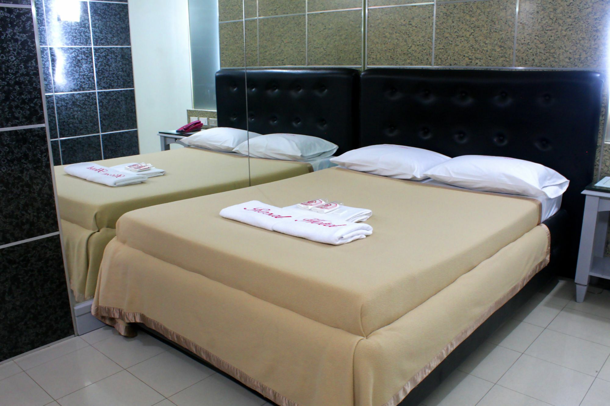 Jardin De Rosal Hotel Pasig City Ngoại thất bức ảnh